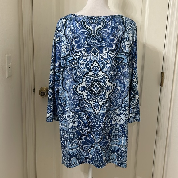 Soleillee Blue Print w/Sequins Vneck Hi Lo Tunic Sz 1X - Picture 5 of 12